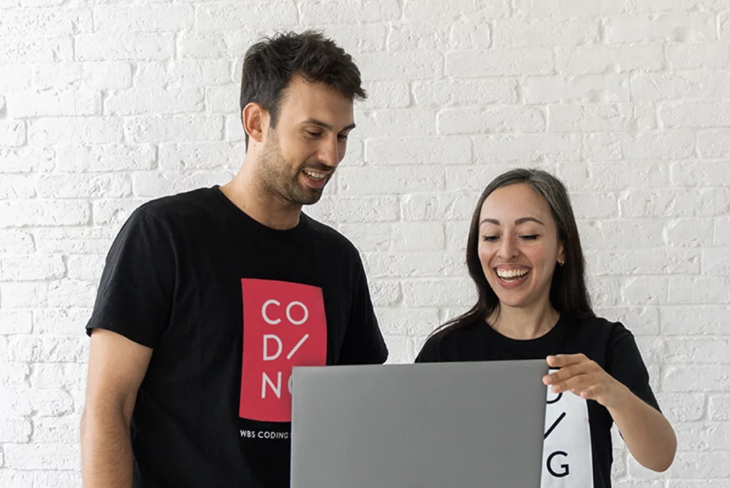happy people apply to coding bootcamp